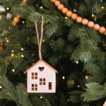 Trucuri pentru a păstra bradul de Craciun verde cât mai mult timp. Cum alegi bradul potrivit